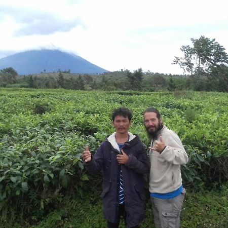 Masokut Surf Camp Siberut酒店 外观 照片