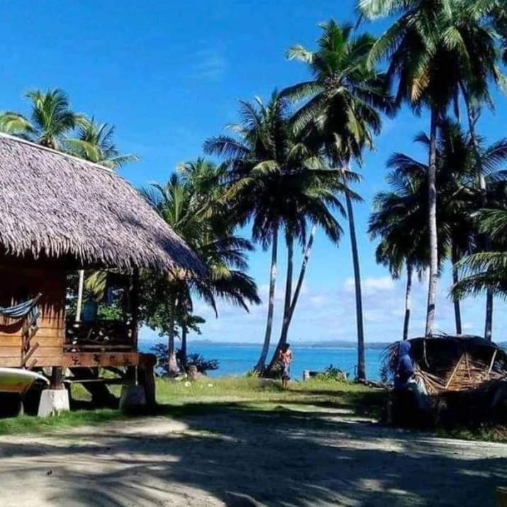 Masokut Surf Camp Siberut酒店 外观 照片