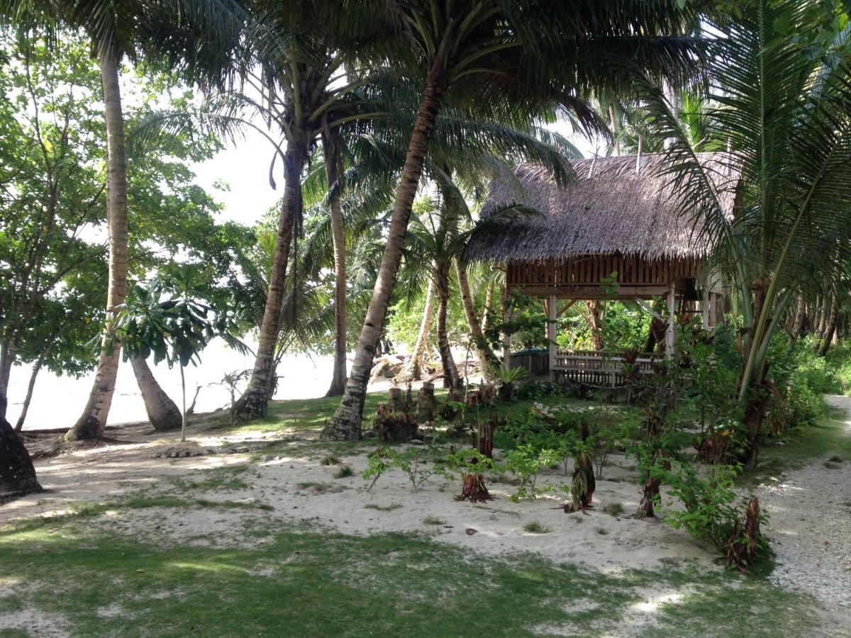 Masokut Surf Camp Siberut酒店 外观 照片