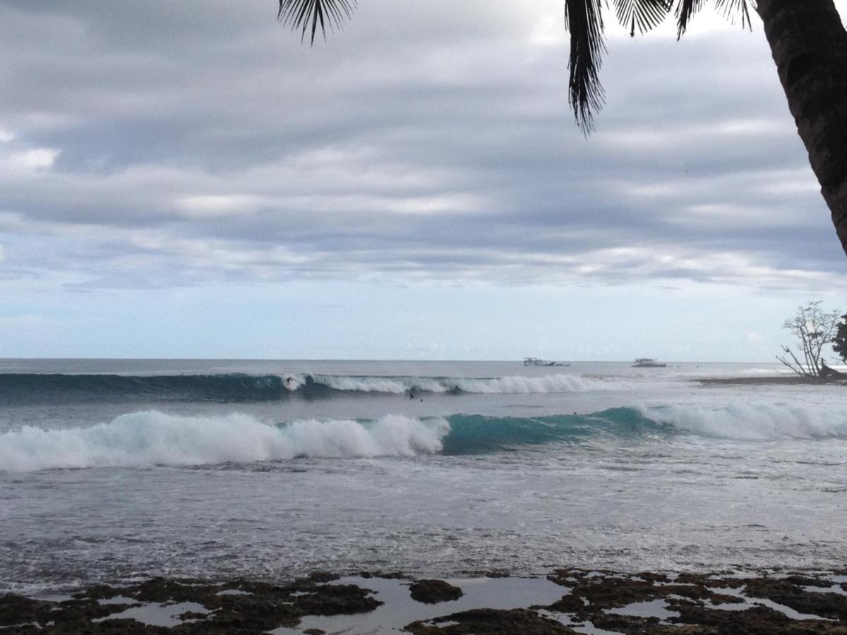 Masokut Surf Camp Siberut酒店 外观 照片